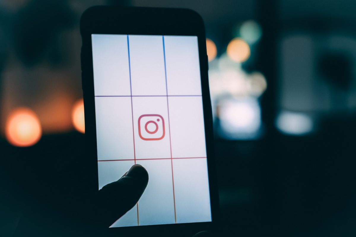 how to post on instagram from pc using hootsuite